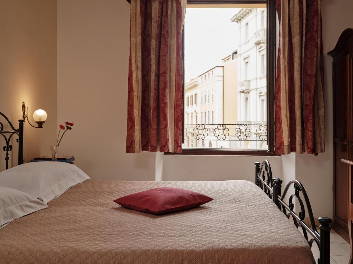 Cagliari Novecento Hotell Eksteriør bilde